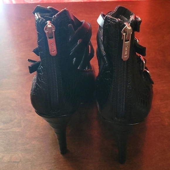 𝅺SAM Edleman Stilettos - Picture 3 of 5